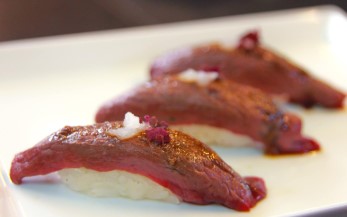 Flame Vet Thunfish Nigiri